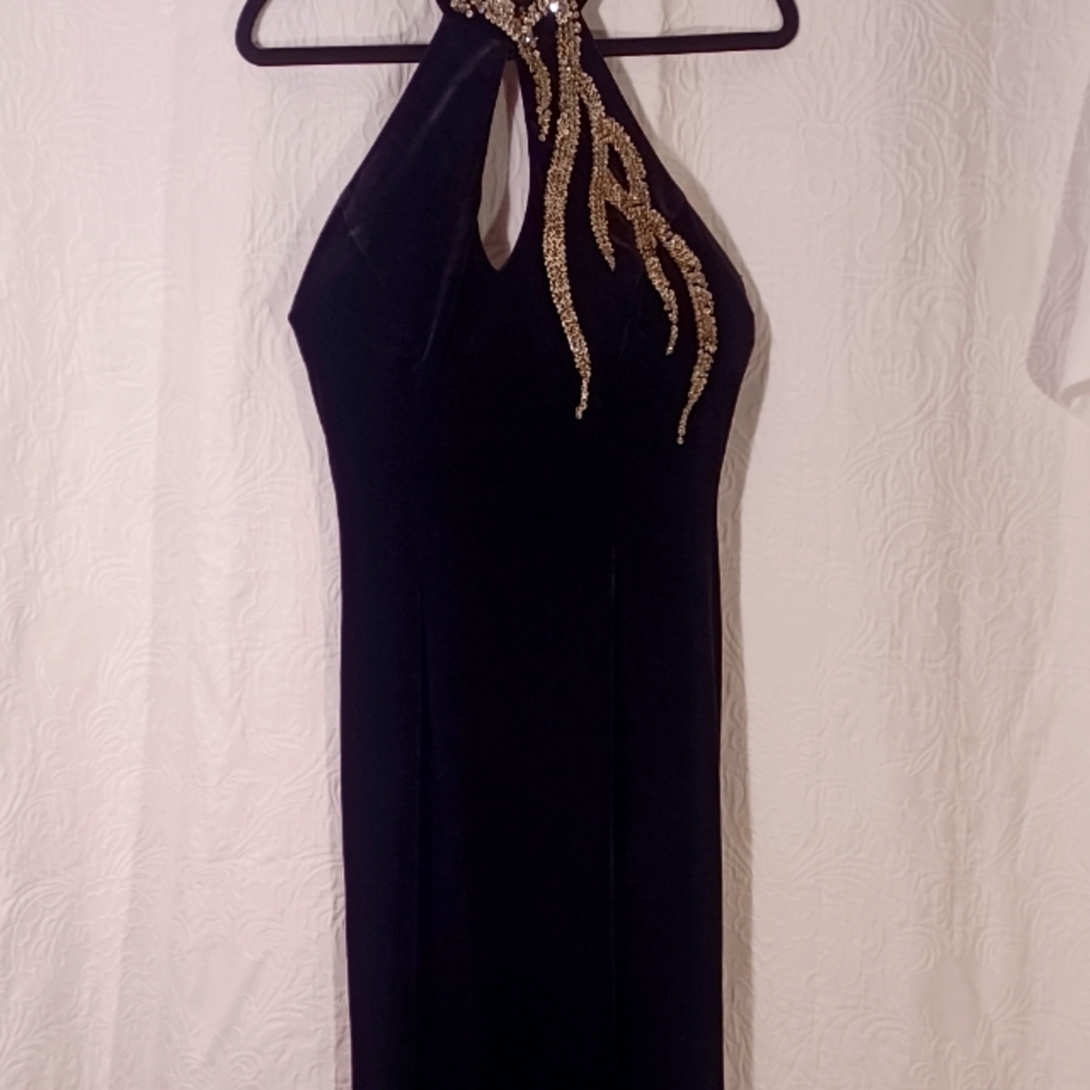 Evening gown, formal dress, cocktail dress